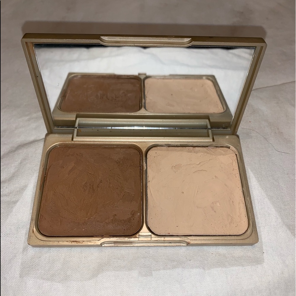 Stila concealer and cream contour duo